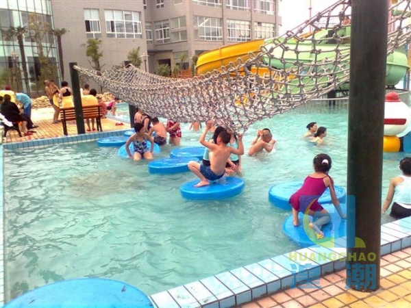 戲水小品
